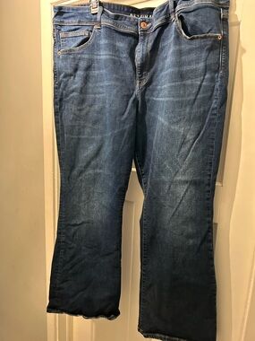 American Eagle Outfitters Dark Blue Denim Jeans with Gold Stitching